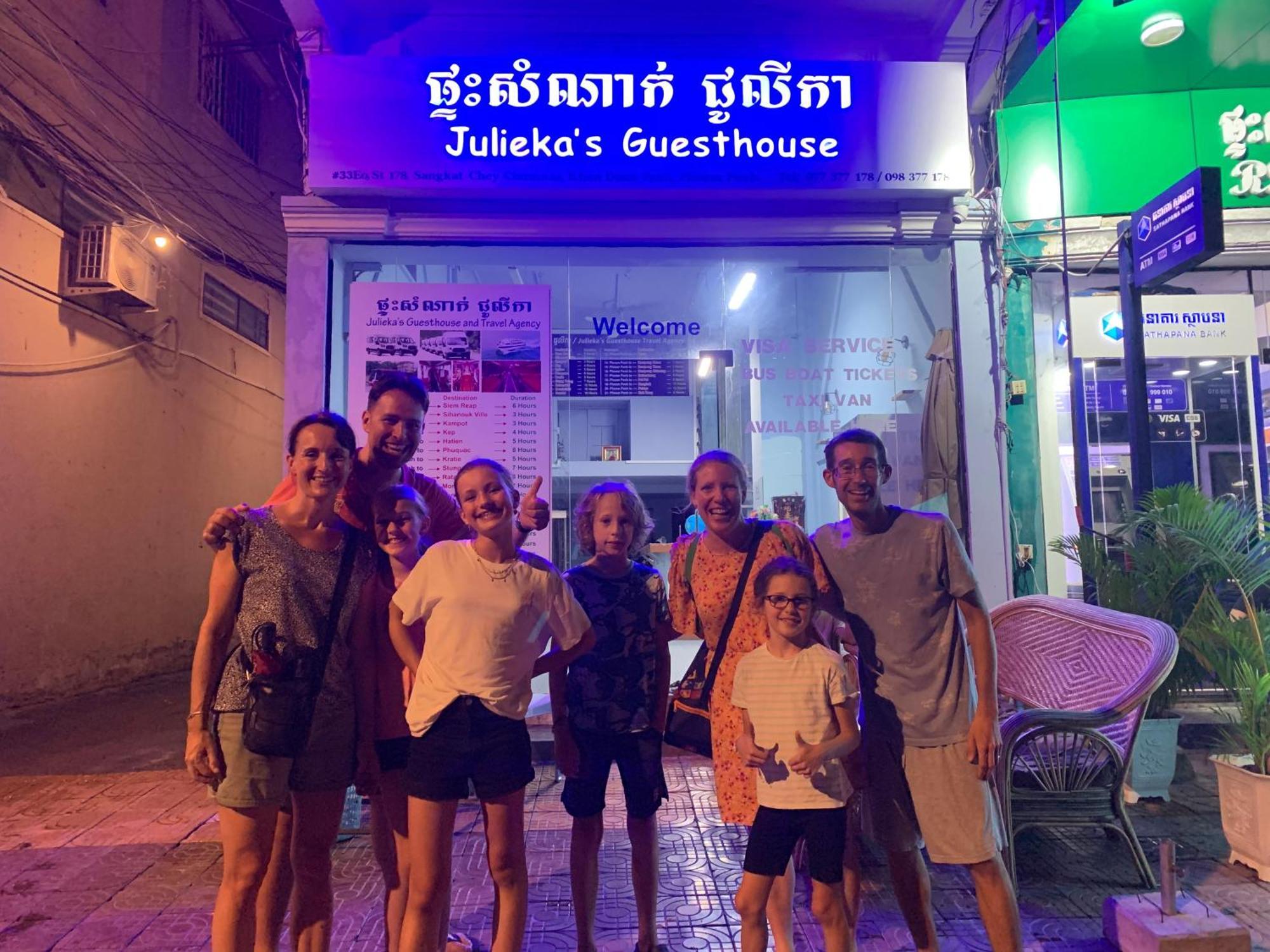 Julieka'S Guesthouse Phnom Penh Exterior foto